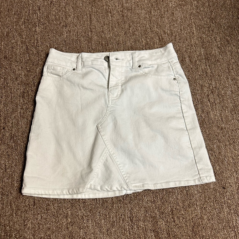 Girls skirt
